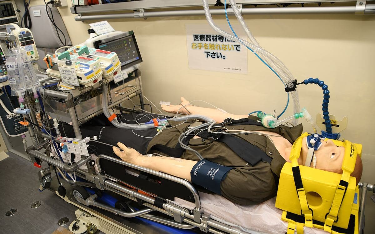 ICU Ambulance with Ventilator by Nurvo Ambulance, Mumbai